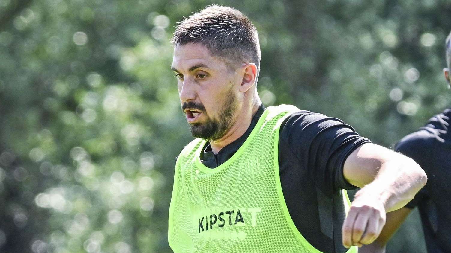 货膨胀也导 货膨胀也导